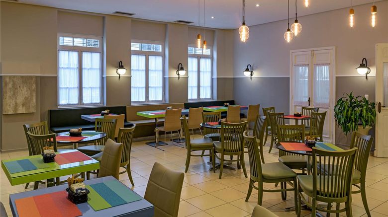 <b>Ibis Styles Curitiba Centro Restaurant</b>. Images powered by <a href="https://iceportal.shijigroup.com/" title="IcePortal" target="_blank">IcePortal</a>.