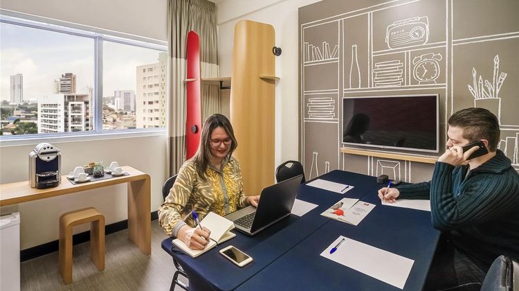 Ibis Styles Curitiba Centro Room