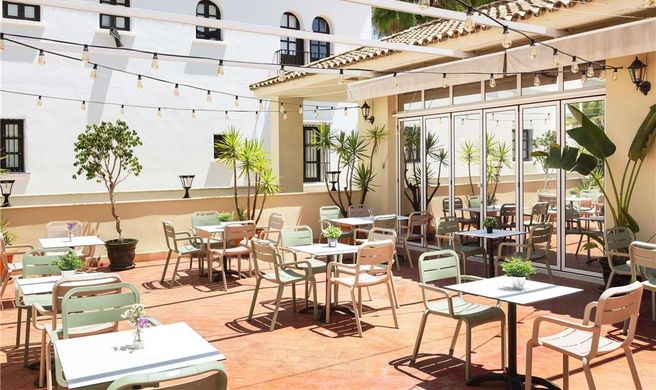Ibis Sevilla Exterior