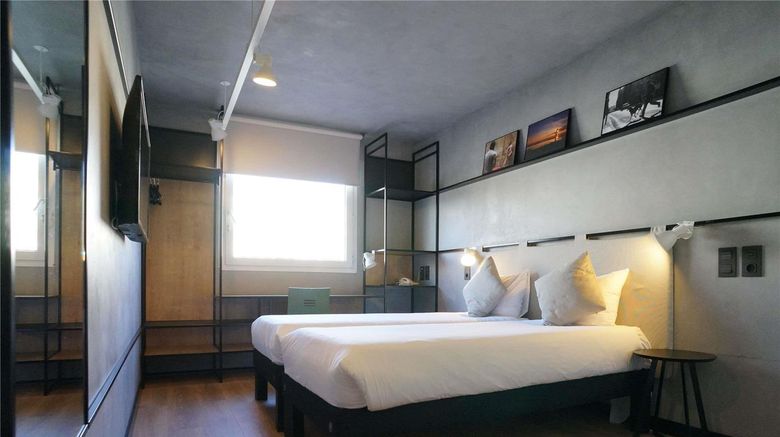 <b>Ibis Castelldefels Room</b>. Images powered by <a href="https://iceportal.shijigroup.com/" title="IcePortal" target="_blank">IcePortal</a>.