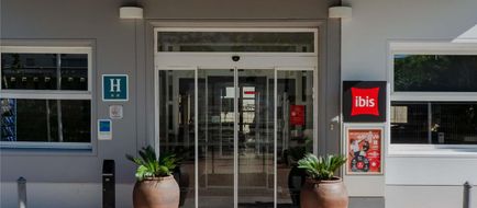 Ibis Castelldefels Exterior