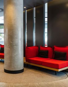 Ibis Castelldefels