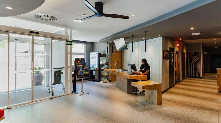 Ibis Castelldefels Exterior