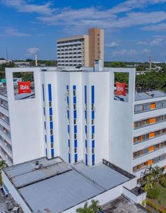 Ibis Manaus