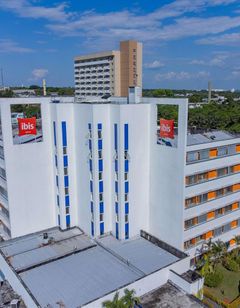 Ibis Manaus