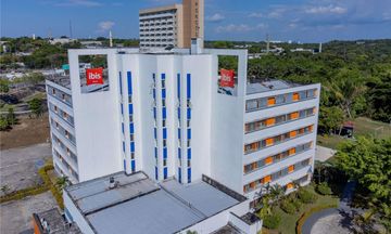 Ibis Manaus