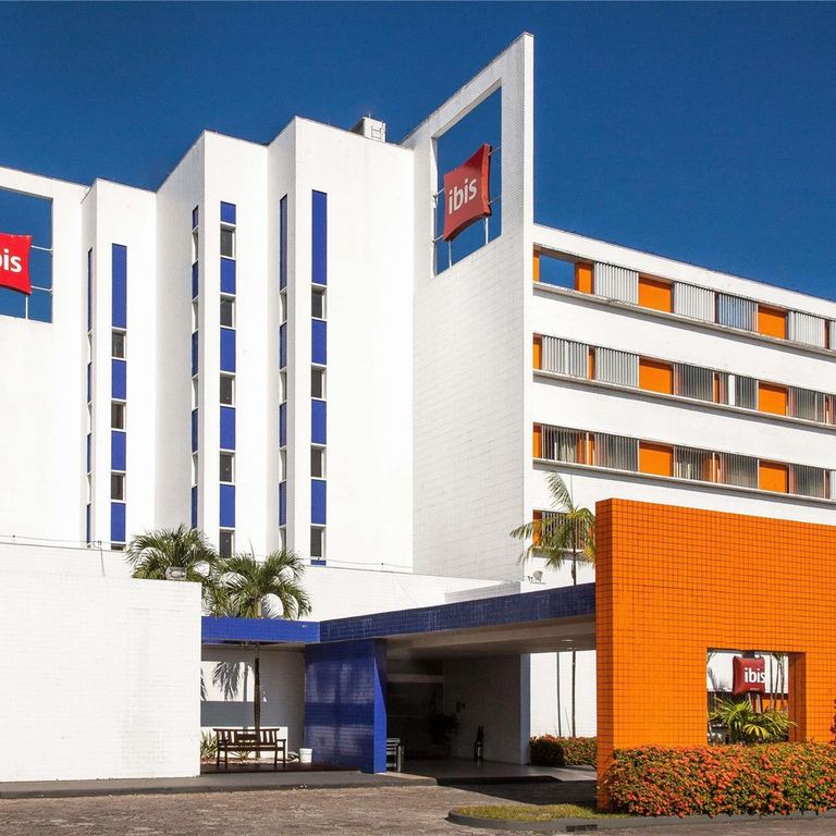Ibis Manaus
