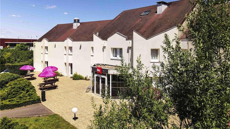 <b>Ibis Autun Exterior</b>. Images powered by <a href="https://iceportal.shijigroup.com/" title="IcePortal" target="_blank">IcePortal</a>.