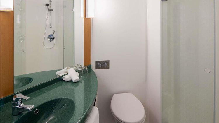 Ibis Newcastle Room