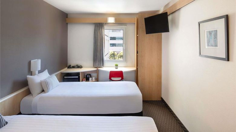<b>Ibis Newcastle Room</b>. Images powered by <a href="https://iceportal.shijigroup.com/" title="IcePortal" target="_blank">IcePortal</a>.
