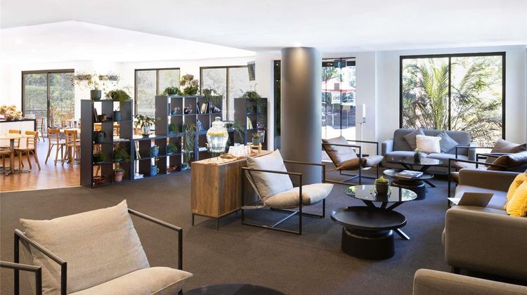 Ibis Sydney Thornleigh Exterior