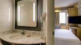Ibis Tambore Room