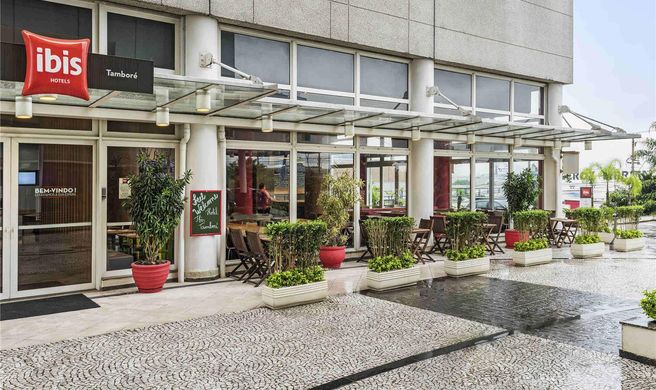 Ibis Tambore Exterior