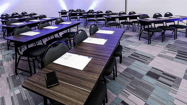 <b>Novotel Porto Alegre Meeting</b>. Images powered by <a href="https://iceportal.shijigroup.com/" title="IcePortal" target="_blank">IcePortal</a>.