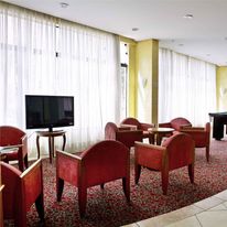 Ibis Taubate