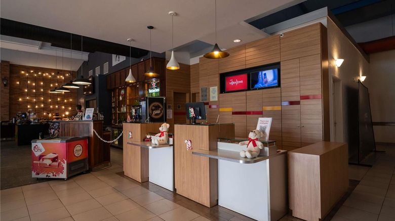 <b>Ibis Sao Carlos Exterior</b>. Images powered by <a href="https://iceportal.shijigroup.com/" title="IcePortal" target="_blank">IcePortal</a>.
