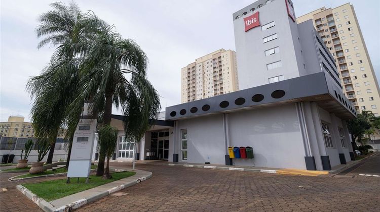 Ibis Sao Carlos Exterior