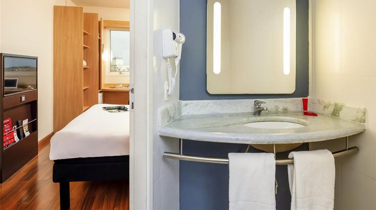 Ibis Sao Carlos Room