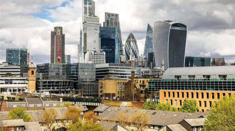 <b>Novotel London Bridge Room</b>. Images powered by <a href="https://iceportal.shijigroup.com/" title="IcePortal" target="_blank">IcePortal</a>.