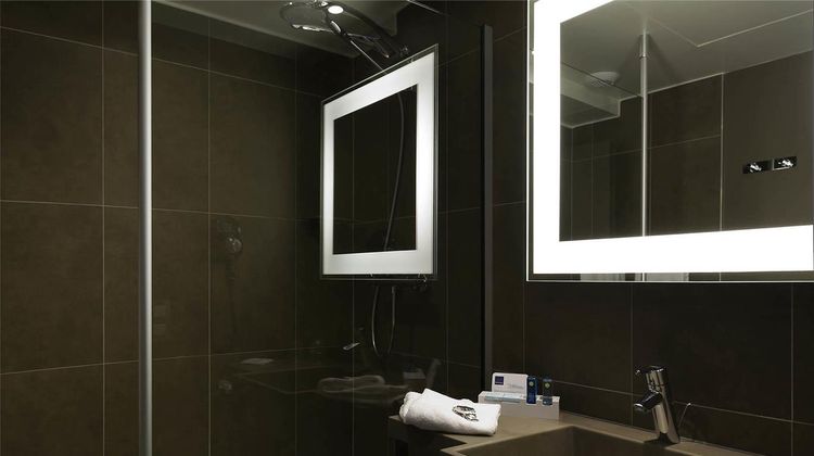 Novotel Leeds Room