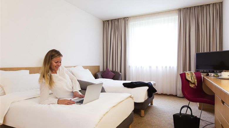 <b>Novotel Duesseldorf City West Room</b>. Images powered by <a href="https://iceportal.shijigroup.com/" title="IcePortal" target="_blank">IcePortal</a>.