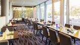 <b>Novotel Duesseldorf City West Restaurant</b>. Images powered by <a href="https://iceportal.shijigroup.com/" title="IcePortal" target="_blank">IcePortal</a>.