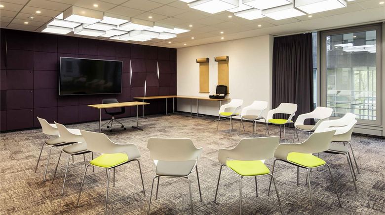 <b>Novotel Duesseldorf City West Meeting</b>. Images powered by <a href="https://iceportal.shijigroup.com/" title="IcePortal" target="_blank">IcePortal</a>.