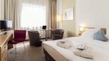 <b>Novotel Duesseldorf City West Room</b>. Images powered by <a href="https://iceportal.shijigroup.com/" title="IcePortal" target="_blank">IcePortal</a>.