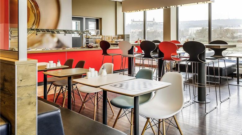 <b>Ibis Wurzburg Restaurant</b>. Images powered by <a href="https://iceportal.shijigroup.com/" title="IcePortal" target="_blank">IcePortal</a>.