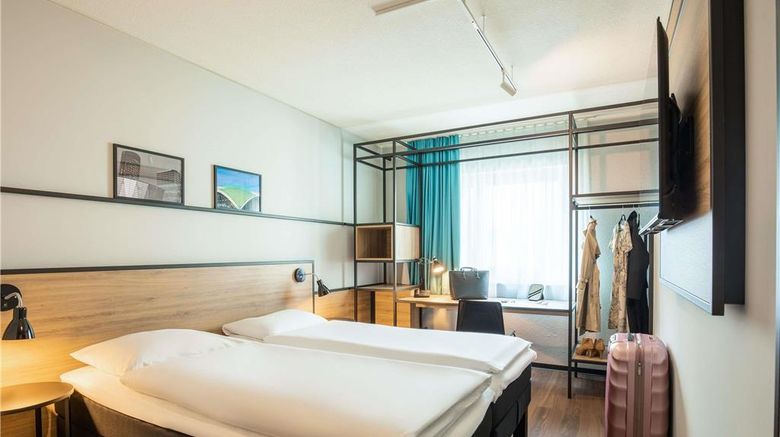 <b>Ibis Hotel Dortmund City Room</b>. Images powered by <a href="https://iceportal.shijigroup.com/" title="IcePortal" target="_blank">IcePortal</a>.