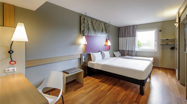 <b>Ibis Muenchen Messe Room</b>. Images powered by <a href="https://iceportal.shijigroup.com/" title="IcePortal" target="_blank">IcePortal</a>.