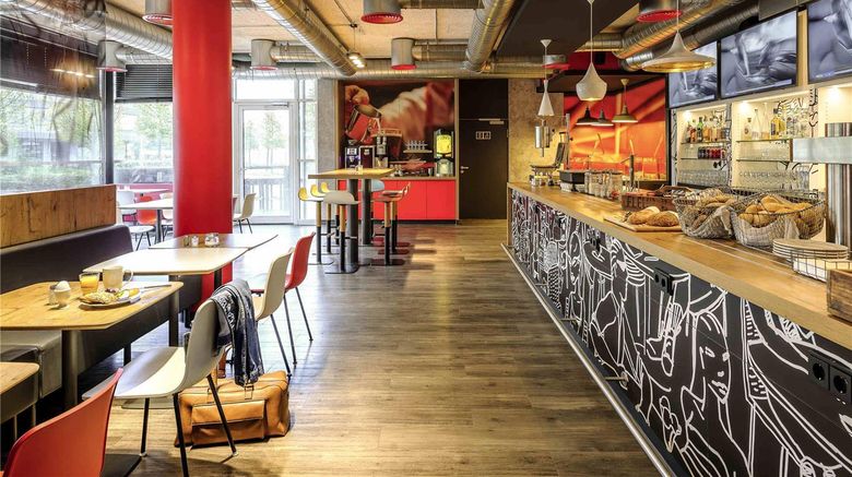 <b>Ibis Muenchen Messe Restaurant</b>. Images powered by <a href="https://iceportal.shijigroup.com/" title="IcePortal" target="_blank">IcePortal</a>.