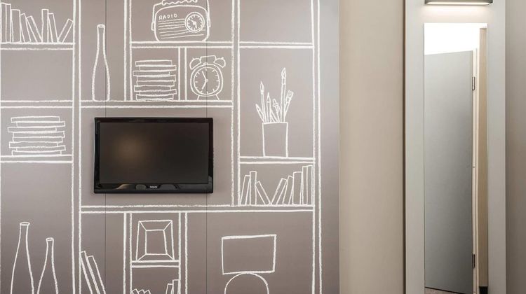 Ibis Paris Defense Courbevoie Room
