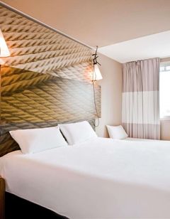 Ibis Paris Porte Clichy Centre