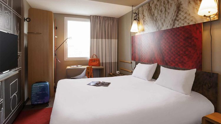Ibis Paris Porte Clichy Centre Room