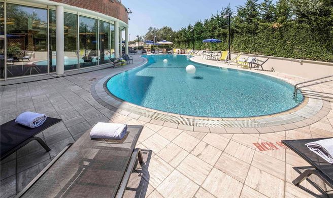 Novotel Rome East Exterior
