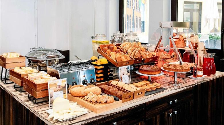 <b>Mercure Roma Piazza Bologna Restaurant</b>. Images powered by <a href="https://iceportal.shijigroup.com/" title="IcePortal" target="_blank">IcePortal</a>.