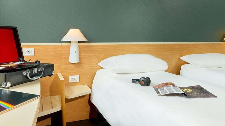 Ibis Firenze Prato Est Room