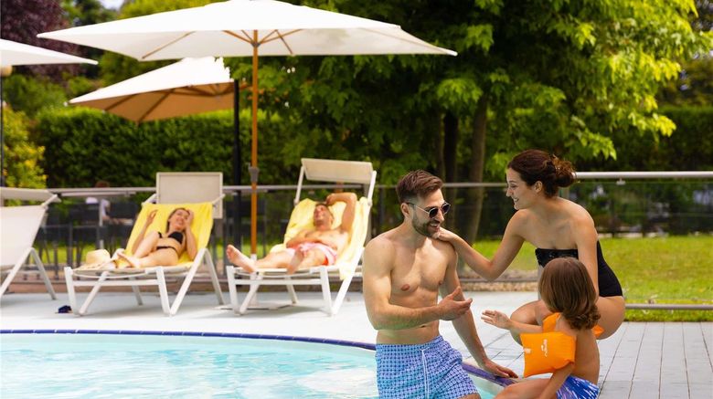 <b>Novotel Torino Corso Giulio Cesare Pool</b>. Images powered by <a href="https://iceportal.shijigroup.com/" title="IcePortal" target="_blank">IcePortal</a>.