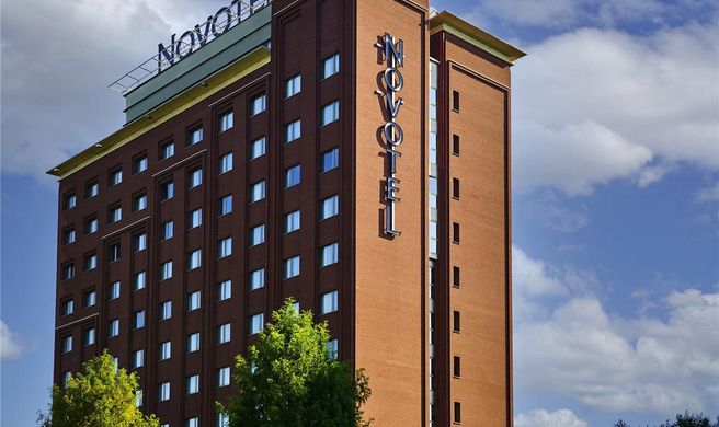 Novotel Torino Corso Giulio Cesare Exterior
