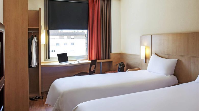 <b>Ibis Barcelona Mollet Room</b>. Images powered by <a href="https://iceportal.shijigroup.com/" title="IcePortal" target="_blank">IcePortal</a>.