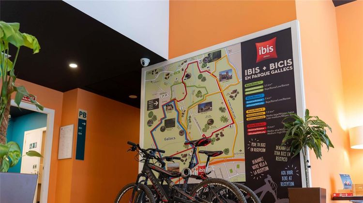 Ibis Barcelona Mollet Exterior