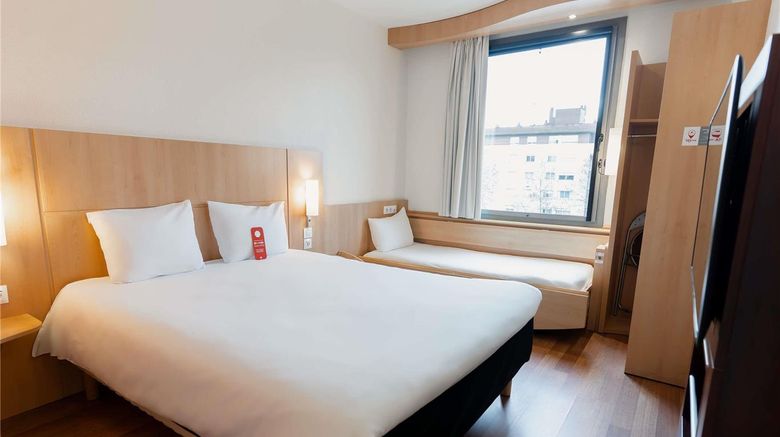 <b>Ibis Barcelona Mollet Room</b>. Images powered by <a href="https://iceportal.shijigroup.com/" title="IcePortal" target="_blank">IcePortal</a>.