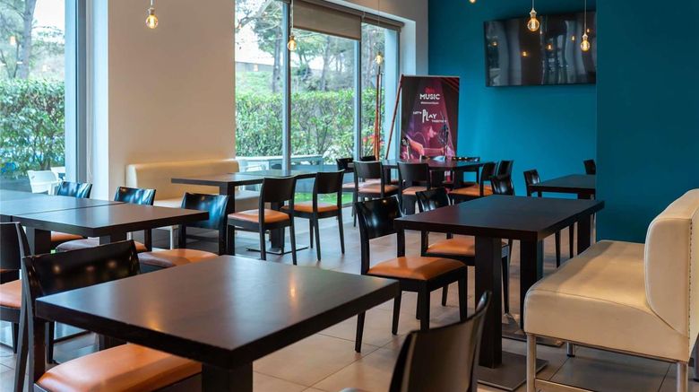 <b>Ibis Barcelona Mollet Restaurant</b>. Images powered by <a href="https://iceportal.shijigroup.com/" title="IcePortal" target="_blank">IcePortal</a>.