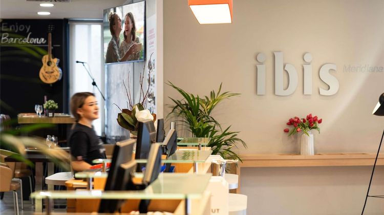 Ibis Barcelona Meridiana Exterior