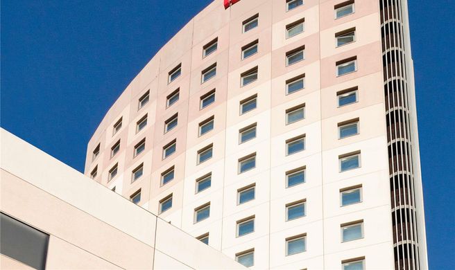 Ibis Barcelona Meridiana Exterior