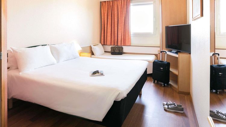 Ibis Jerez de La Frontera Hotel Room