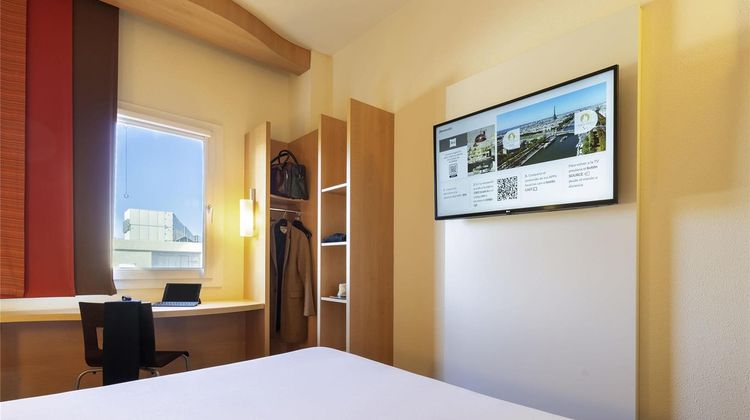 Ibis Madrid Valentin Beato Room