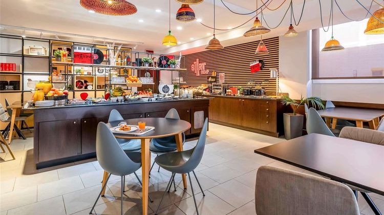 Ibis Madrid Valentin Beato Exterior