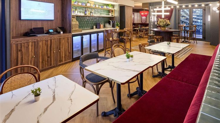 Ibis Styles Madrid  Maravillas Exterior